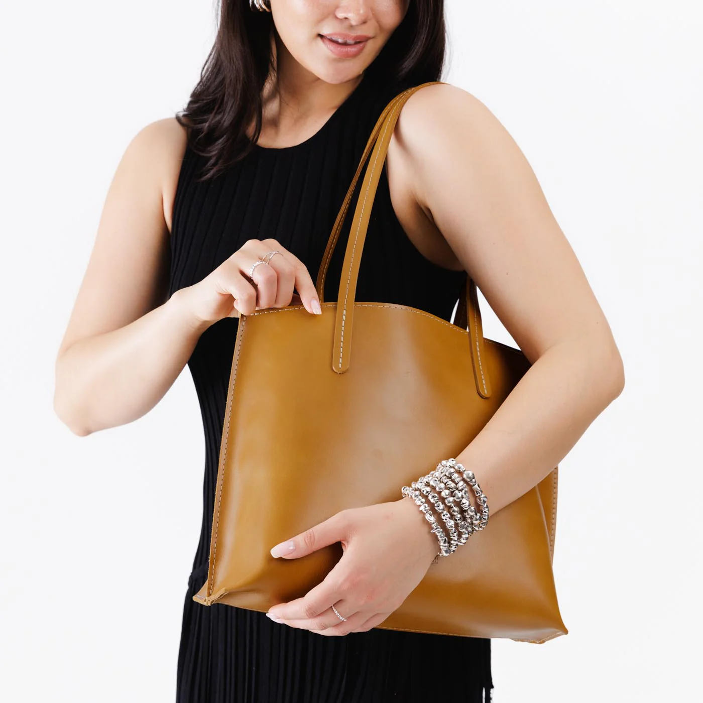 August Tote - Image 29