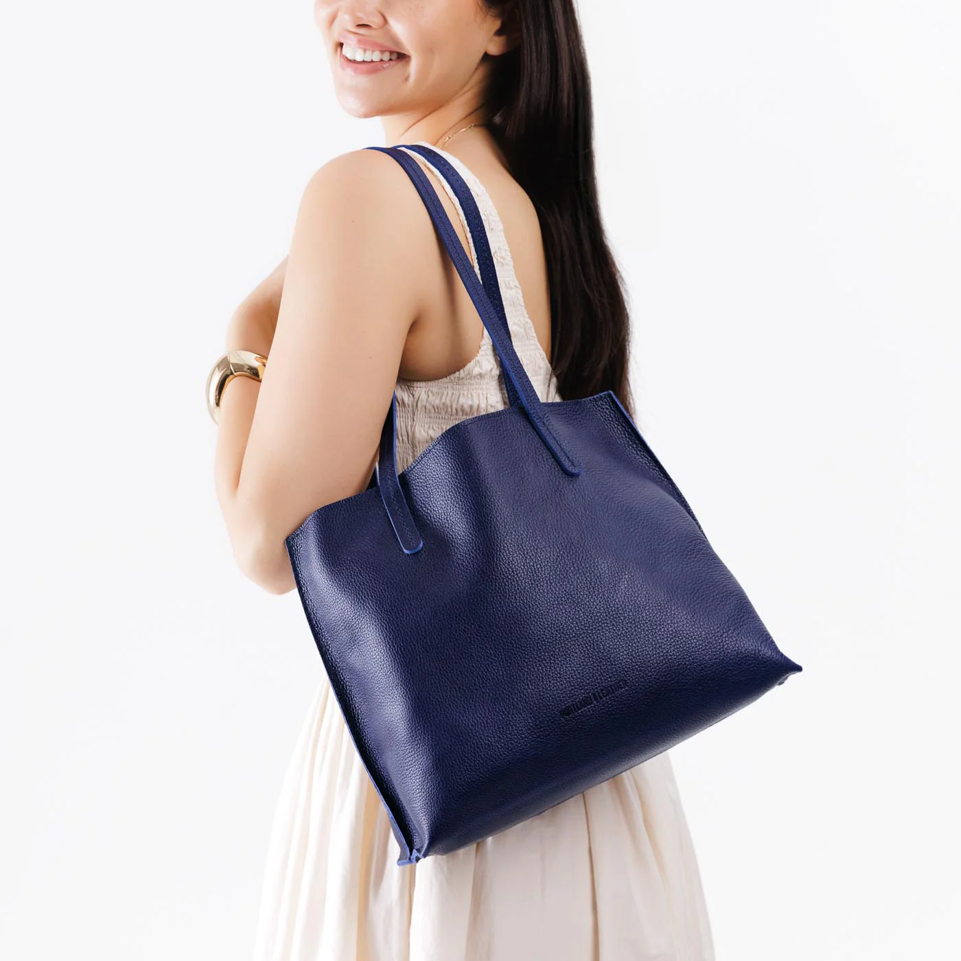 August Tote - Image 21