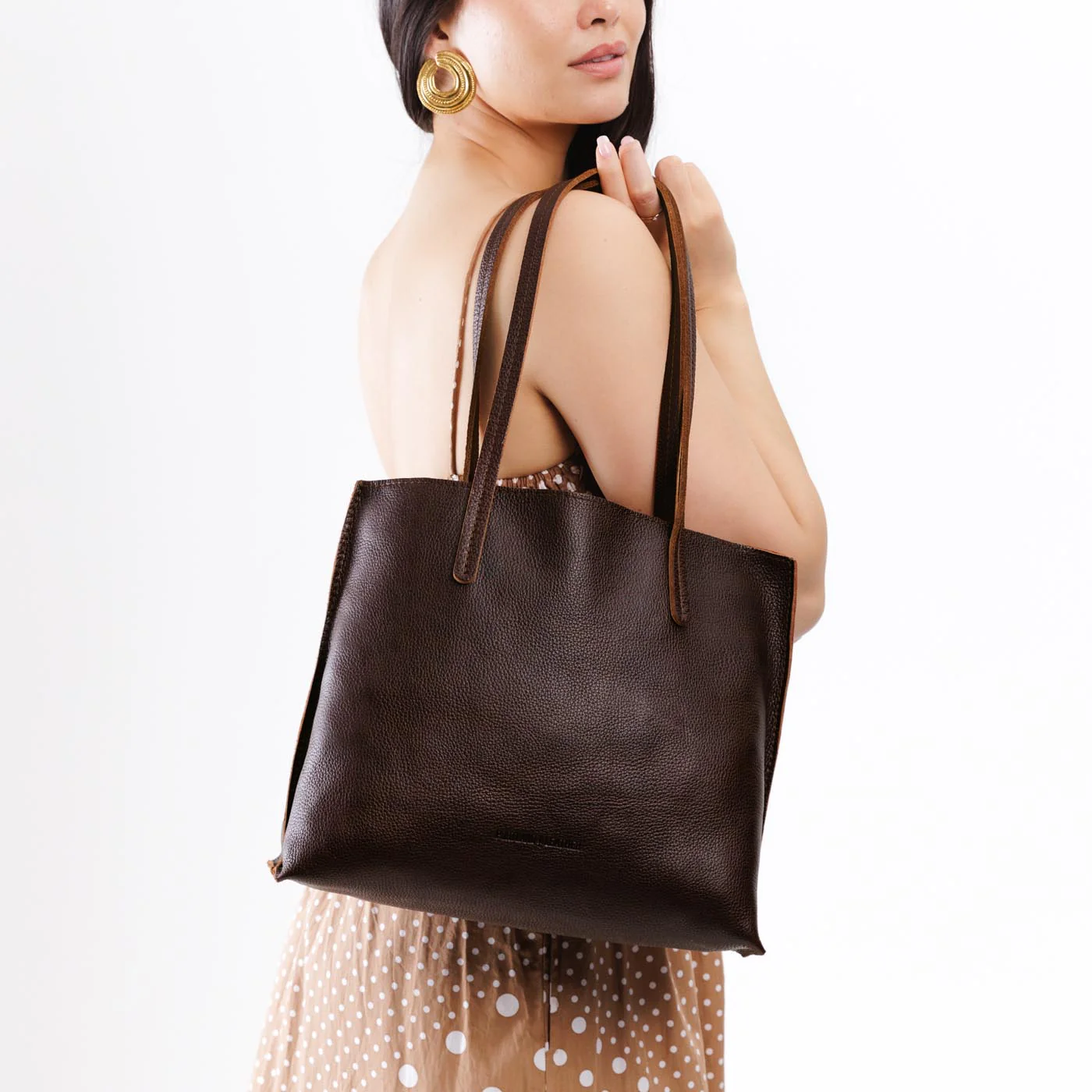 August Tote - Image 31