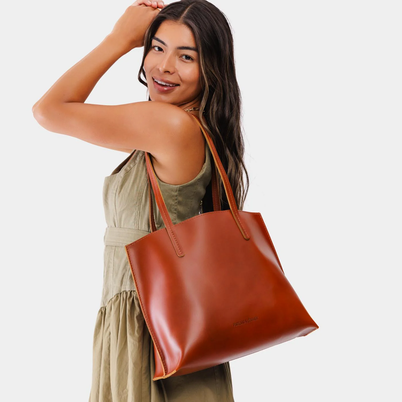 August Tote - Image 48