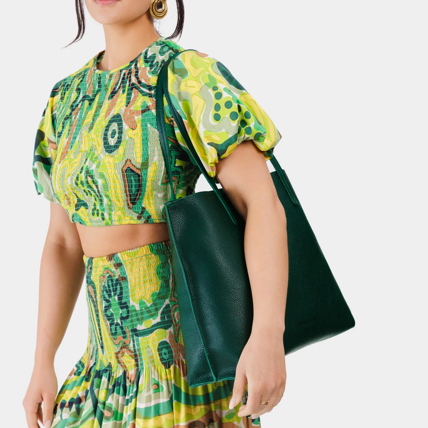 August Tote - Image 94
