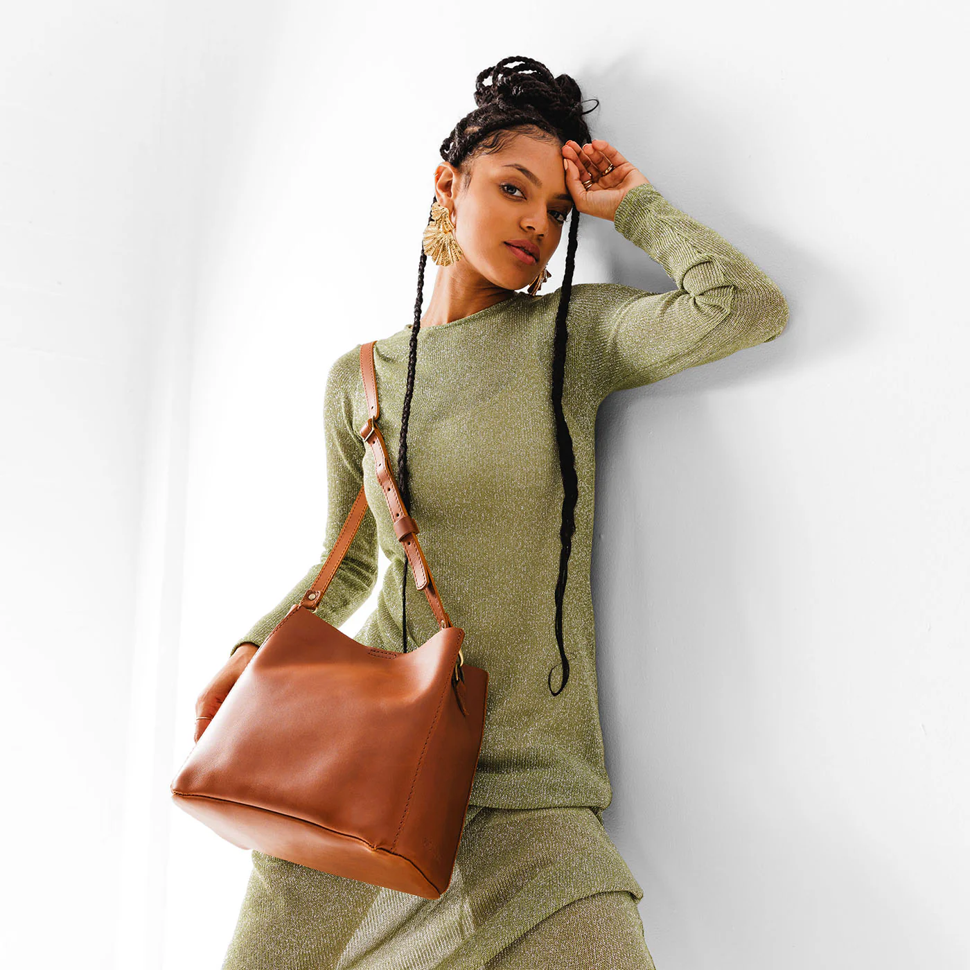 'Almost Perfect' Butterfly Bucket Bag - Image 97