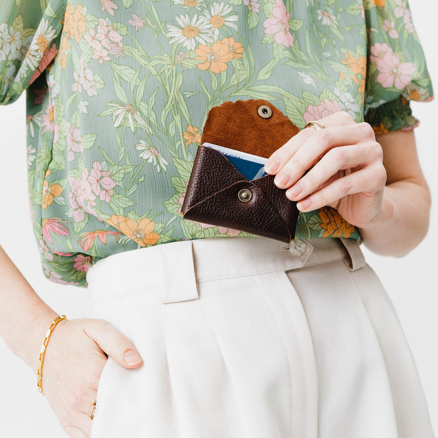 'Almost Perfect' Mini Daisy Wallet - Image 96