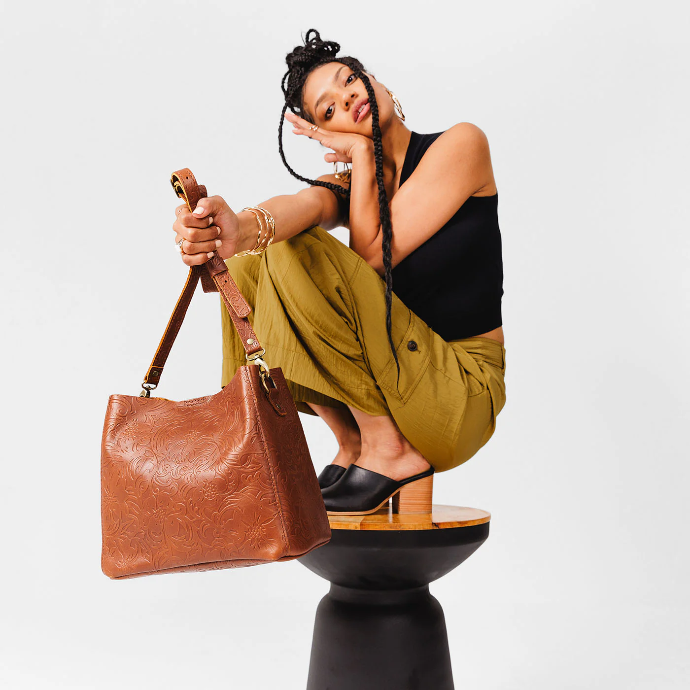 Butterfly Bucket Bag - Image 112