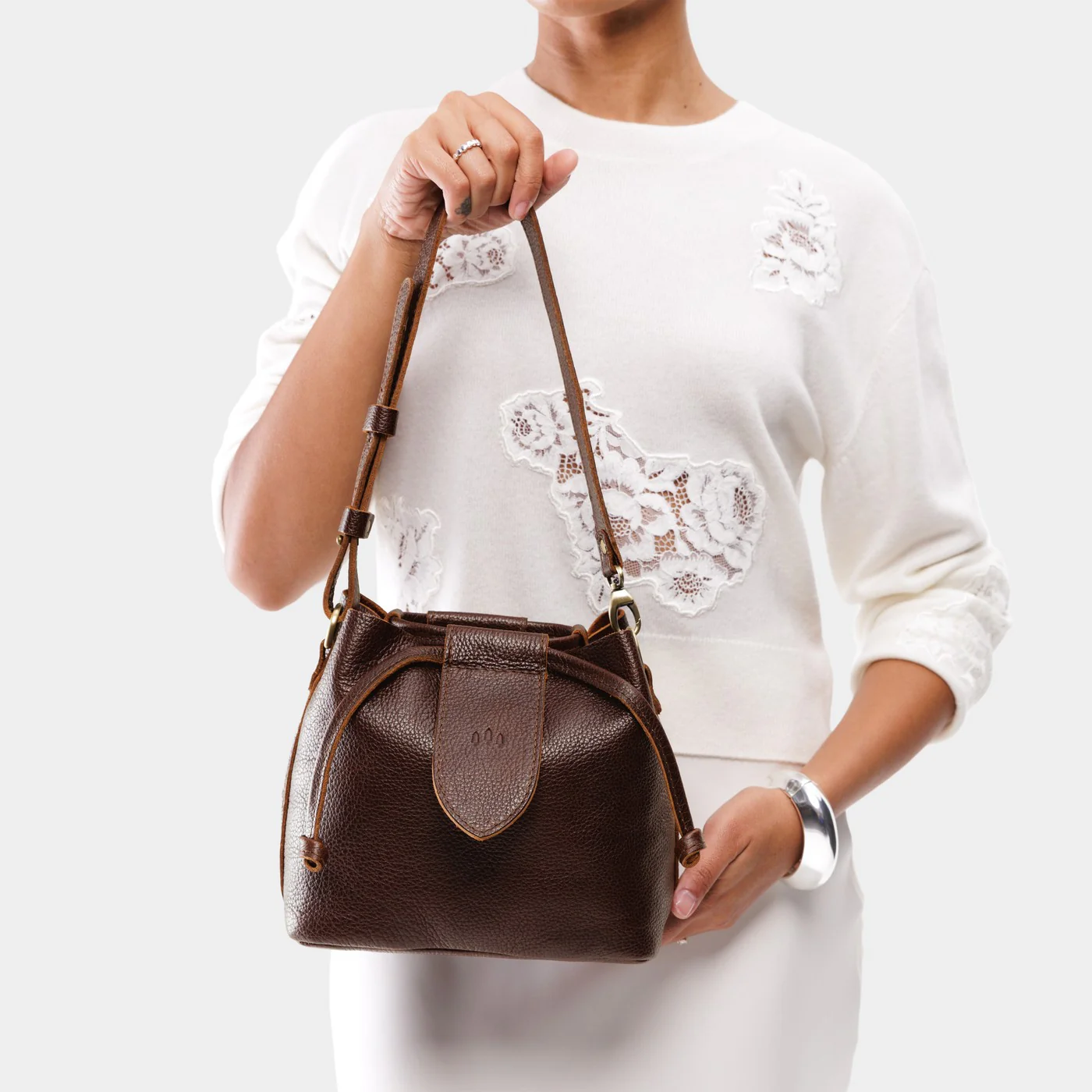Firefly Bucket Bag - Image 45