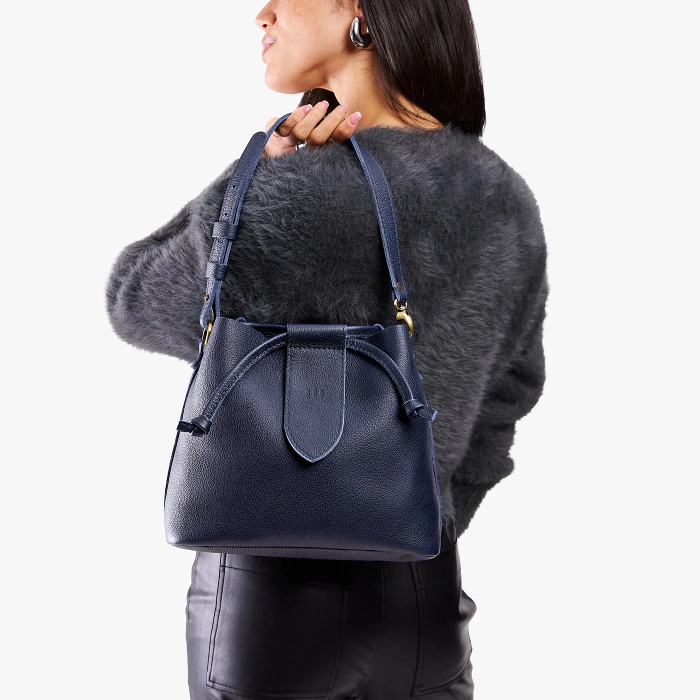 Firefly Bucket Bag - Image 92