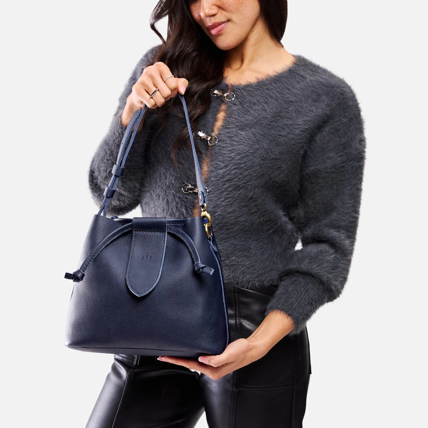 Firefly Bucket Bag - Image 93