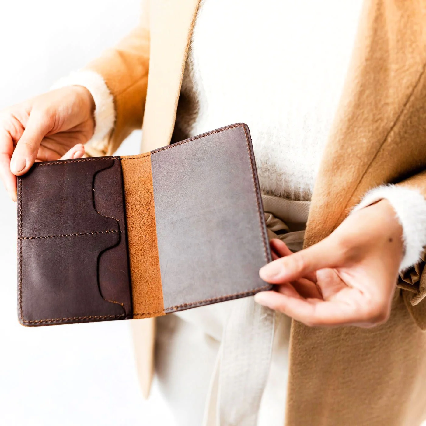 Leather Modern Passport Holder - Image 81