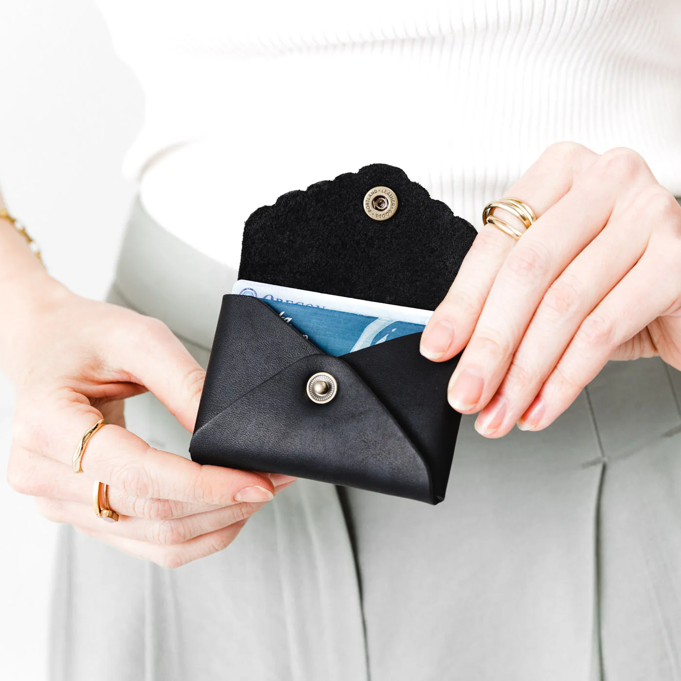 Mini Daisy Wallet - Image 105