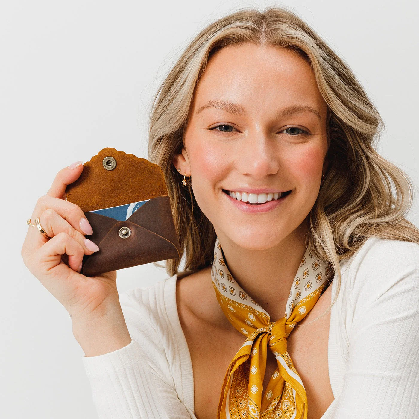 Mini Daisy Wallet - Image 110