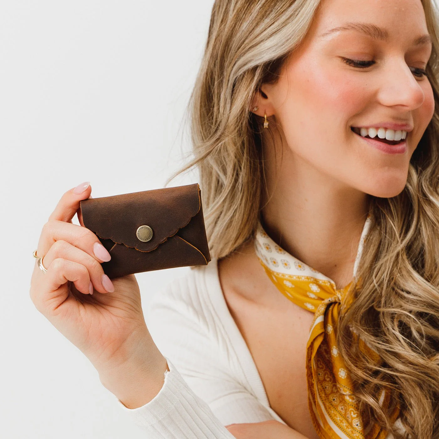 Mini Daisy Wallet - Image 111